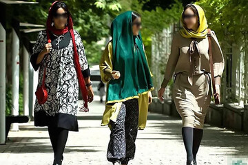 انتقاد روزنامه اصولگرا  از «مراجع تقلید» در بحث «وجوب حجاب»