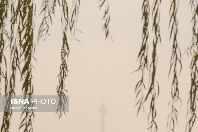 کیفیت هوای تهران در وضعیت «قرمز»