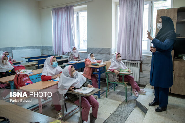 رتبه‌بندی معلمان با بودجه ۳۸ هزار میلیاردی آماده اجرا