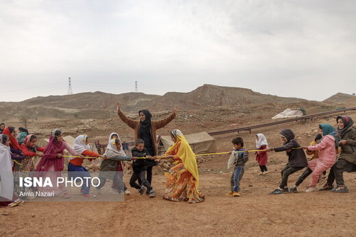 جشنواره طعم کتاب با عشایر