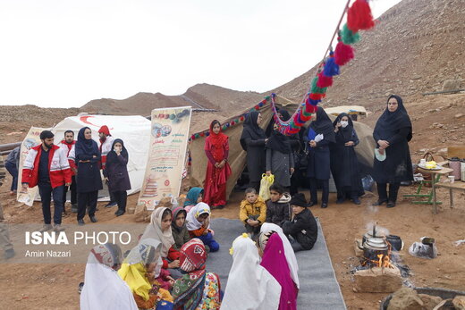 جشنواره طعم کتاب با عشایر