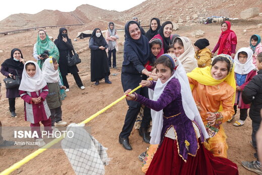 جشنواره طعم کتاب با عشایر