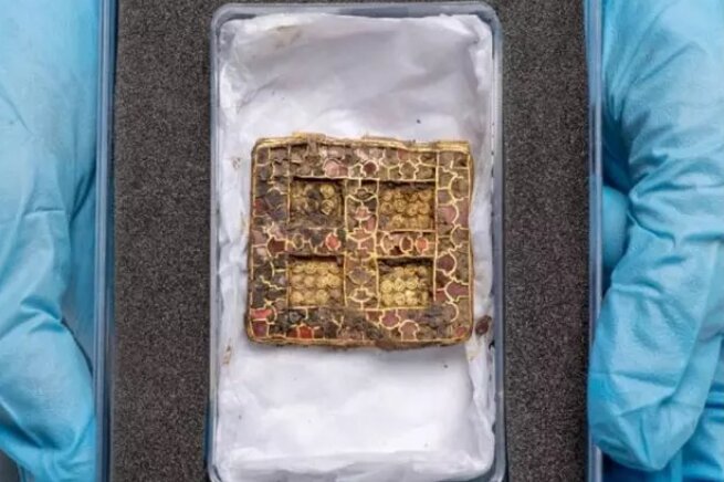 عکس| درخشش عجیب مقبره مرموزترین رهبر زن اروپا