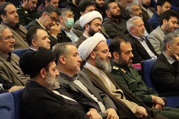 متاسفانه دو مقوله جمعیت و آب مشکل اساسی در استان سمنان می باشد