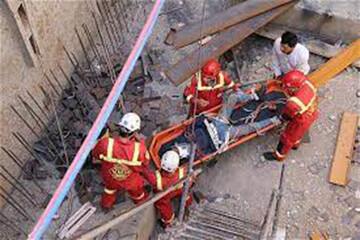 مرگ پدر در راه ساخت خانه فرزند مرگ پدر در راه ساخت خانه فرزند