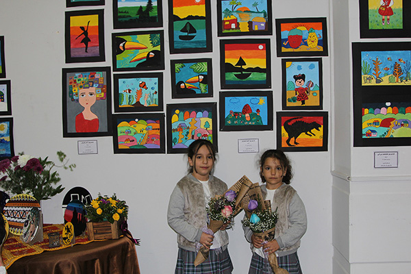 نقاشی یک رویای بی پایان است و وارد دنیای زیبای خیال پردازی و سکوت و آرامش می شوید