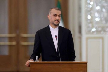 FM says Iran ready to hold joint meeting with Persian Gulf states