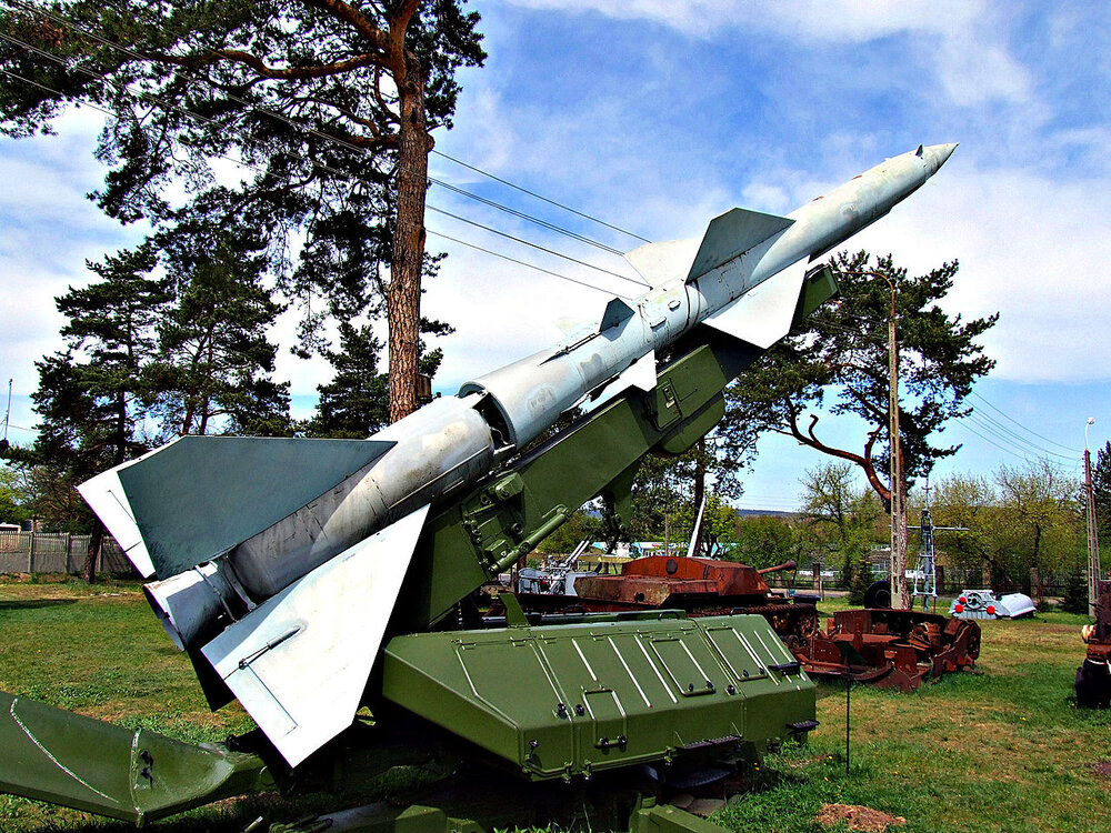 5784454 - سرنگونی شش بمب‌افکن بی‌۵۲ در یک شب با موشک‌های ساخت روسیه / عکس