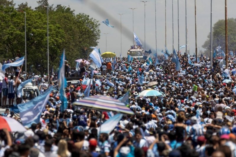 اتوبوس آرژانتین به میدان اصلی شهر نرسید