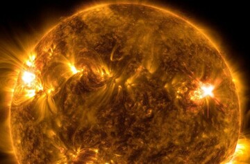 خورشید مغناطیس‌سپهر زمین را شکافت