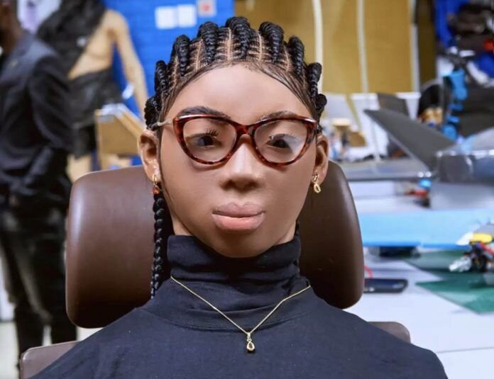 ورود آفریقا به عصر رباتهای انساننما / عکس