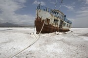 نماینده ولی‌فقیه در آذربایجان‌شرقی: خشک‌شدن دریاچه ارومیه جان ۱۰ میلیون نفر را تهدید می‌کند/  سه ماه قبل هم تذکر دادم، وزیر و مدیران، توجهی نکردند