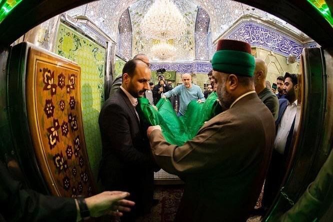 بُرده یا جامه ضریح مطهر حضرت عباس (ع)