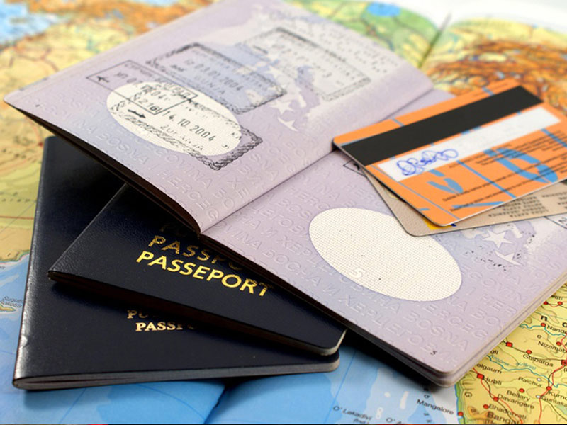 بعد از خرید آنلاین بلیط هواپیما چه مواردی را باید چک کنیم؟