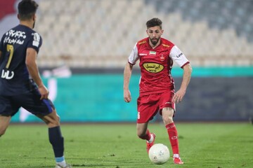 بازیکن پرسپولیس پدر شد بازیکن پرسپولیس پدر شد