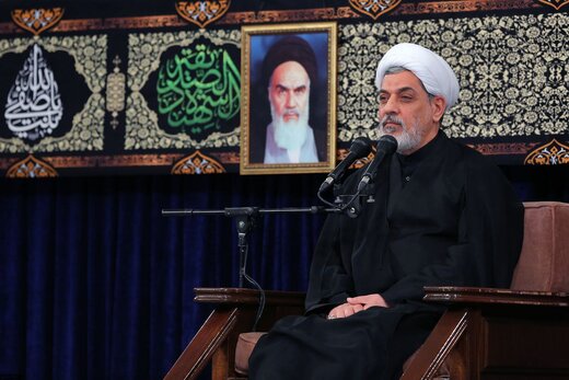 برگزاری دومین شب مراسم عزاداری فاطمیه در محضر رهبر انقلاب