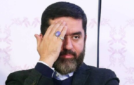  حمله تند مشاور قالیباف به علی کریمی / او به «مادر شهردار تهران، توهین و جسارت کرده!»