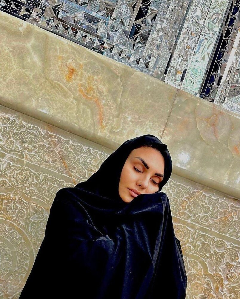خواننده معروف آذربایجانی در ایران محجبه شد + تصاویر