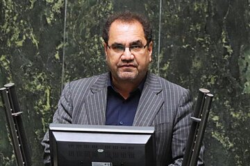 قدردان مردمی هستیم که در تمام صحنه‌ها پای نظام ایستاده‌اند