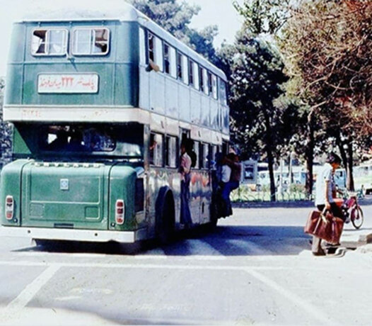 اتوبوس‌های دو طبقه در تهران قدیم/ عکس