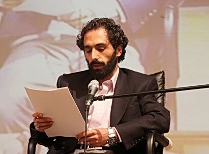 میانهروی در کشور ما مهجور است؛ ما در ایران دنبال قهرمان میگردیم، نه عقل! میانهروی در کشور ما مهجور است؛ ما در ایران دنبال قهرمان میگردیم، نه عقل!