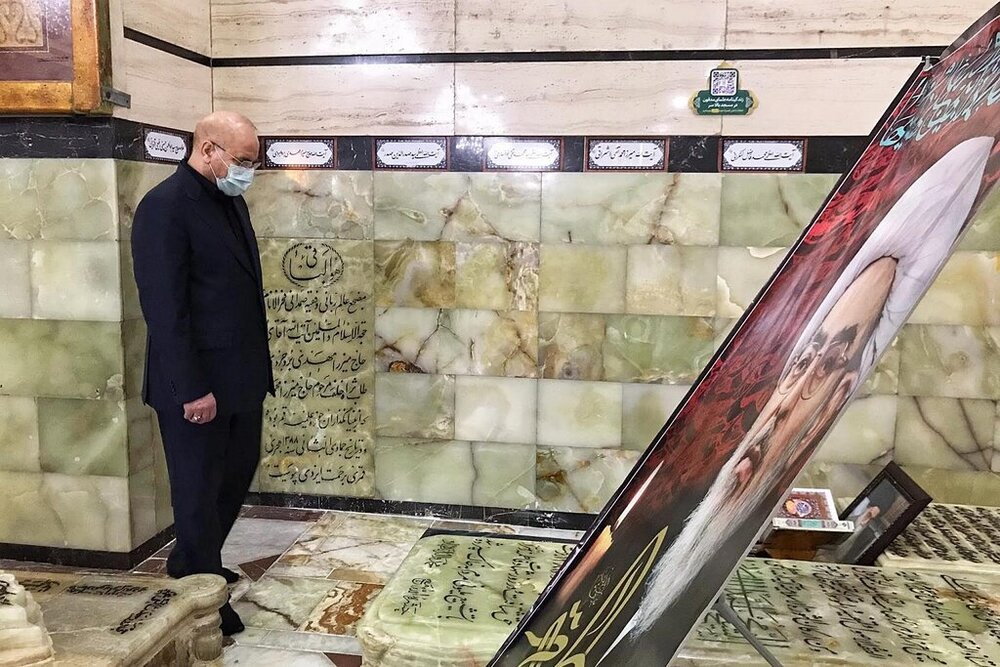 عکسهای متفاوت از قالیباف در قم