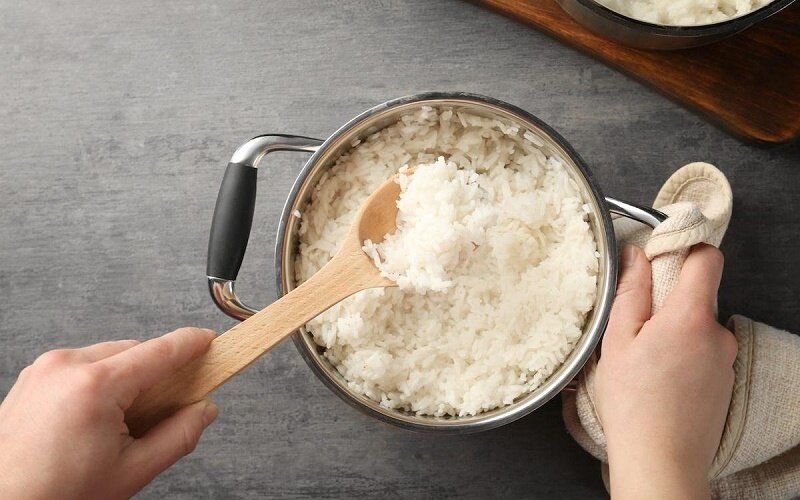 آیا گرم کردن مجدد برنج خطرناک است؟/ بهترین روش برای نگهداری برنج پخته 2