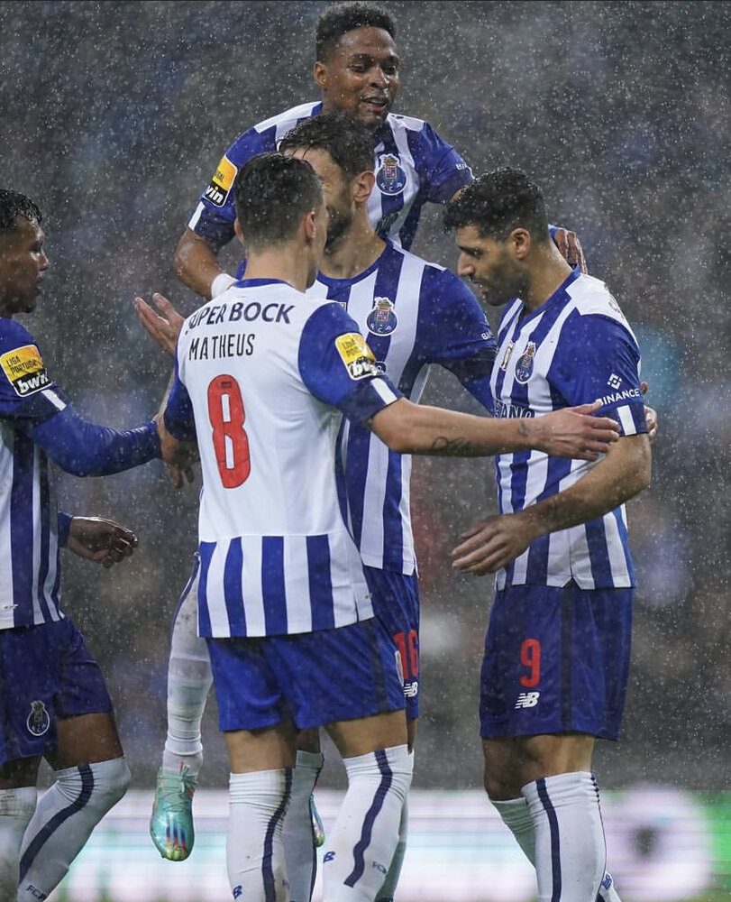 عکس | آتشبازی طارمی در شب سال نو؛ هتتریک ستاره ایرانی برای پورتو