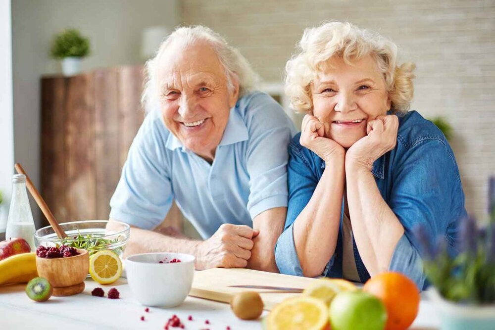 بهترین غذاها در دوران سالمندی کدامند؟/ توصیه مهم تغذیه ای برای سالمندان