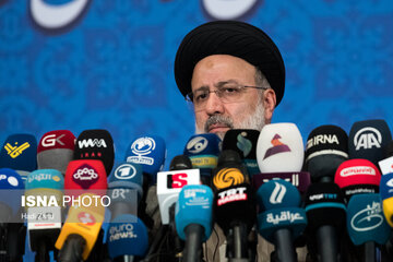 چرا رئیس جمهور، از اینستاگرام متهم به اغتشاش در کشور تاییدیه اعتباری گرفت؟/ اینترنت قبل از انتخابات  برای همه، بعد از انتخابات برای دولتی ها ! چرا رئیس جمهور، از اینستاگرام متهم به اغتشاش در کشور تاییدیه اعتباری گرفت؟/ اینترنت قبل از انتخابات  برای همه، بعد از انتخابات برای دولتی ها !