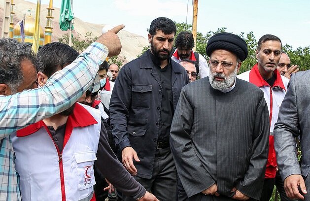 چگونه برنامه «7هزار صفحه ای» رئیسی گم شد؟! با ونزوئلایی شدن اقتصاد به زودی وعده های 750 ستاد انتخاباتی دولت سیزدهم تکذیب می شود؟ 3