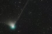 ستاره‌ دنباله‌دار زیبا بعد از ۵۰ هزار سال دوباره خودی نشان می‌دهد / عکس