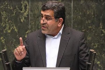  نماینده مجلس خطاب به منتقدان: کور خوانده‌اید، نمی‌توانید مجلس بعدی را تسخیر کنید / «مجلس انقلابی» یازدهم، پرافتخارترین مجالس بوده