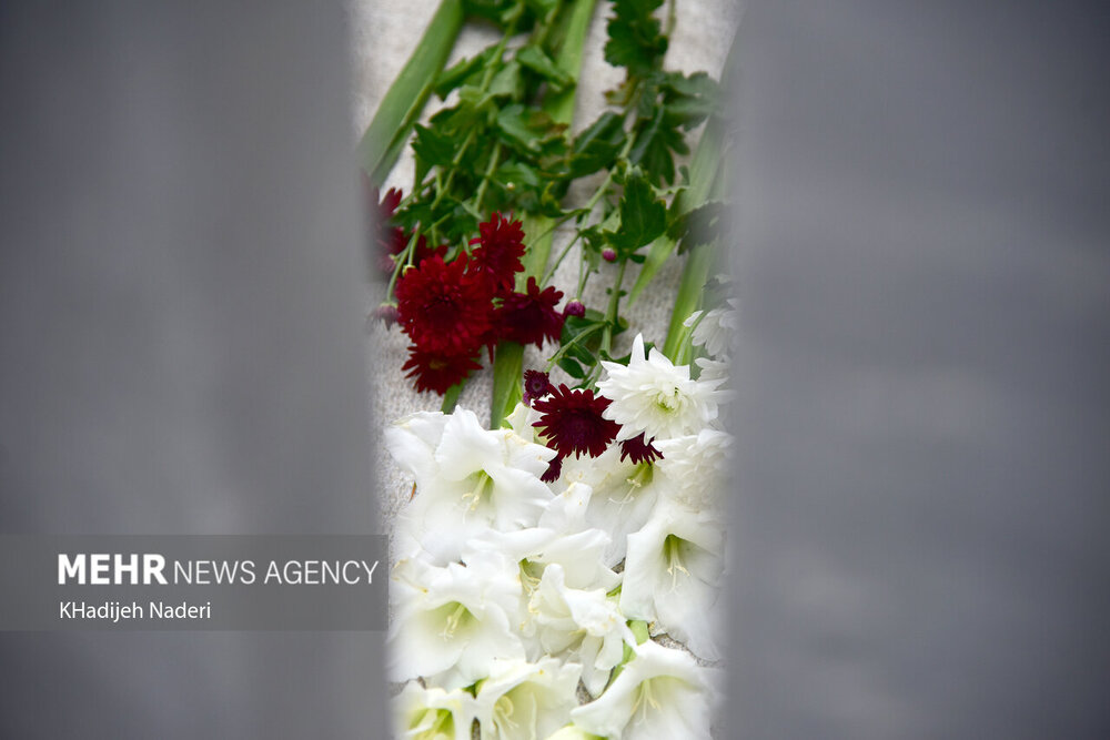 آیین ادای احترام به شهدای ارامنه اصفهان در سال نو میلادی