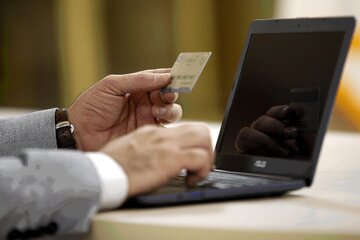 گرانفروشی به بهانه گرانی دلار تخلف است / تخلفات فروشگاه های اینترنتی را ثبت کنید