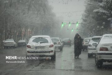 تداوم بارش برف و شادی مردم شاهرود