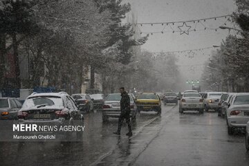 تداوم بارش برف و شادی مردم شاهرود