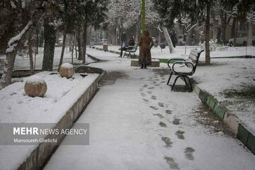 تداوم بارش در نقاط مختلف کشور/ ماندگاری هوای سرد تا فردا