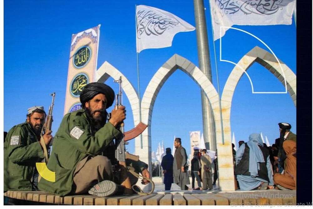 عکس | اولین تصویر از نخستین حضور نمایندگان طالبان در سفارت افغانستان در تهران