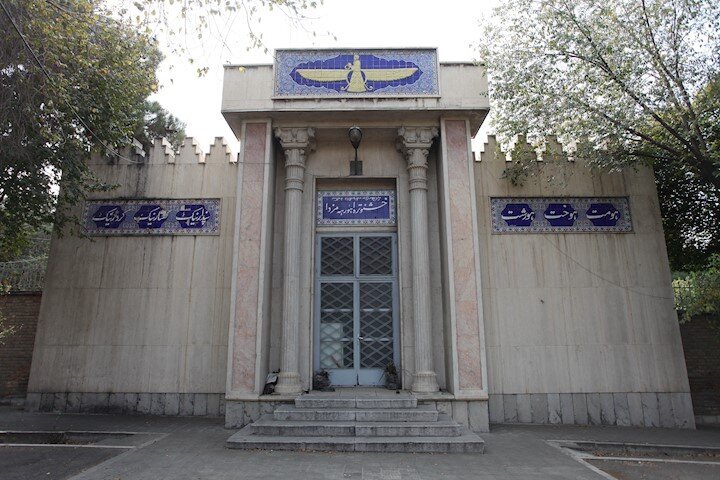تهران قدیم | این خیابان پایتخت در جهان لنگه ندارد/ جمع چهار دین آسمانی در یک چهارراه