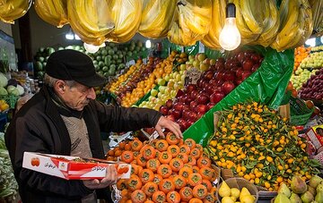 آخرین قیمت‌ها در بازار میوه/ جدیدترین قیمت موز، انار، پرتقال، کیوی و سیب 