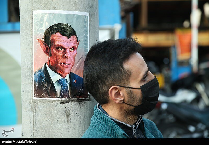 تجمع اعتراضی برگزار شد / «خانه همجنسبازان» در تهران! + عکس