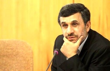 افشاگری از علاقه رنگی محمود احمدی‌نژاد/او خیلی فوتبالی بود!