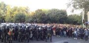 هفت دانشجو بازداشتی از دانشگاه تهران به چه خانواده‌هایی تعلق دارند؟/اعتراض های دانشجویی نماد ریزش یا دلسوزی