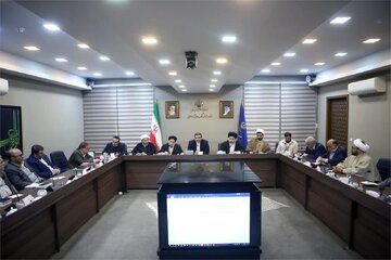 حوزه فرهنگ کشور باید به ریل اصلی خود بازگردد