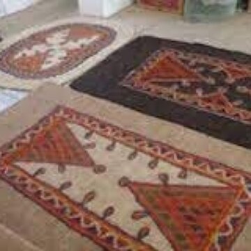ارزآوری حدودسه میلیون دلاری دسترنج هنرمندان چهارمحال و بختیاری