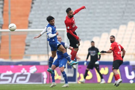 بعد از این همه انتقاد؛ بالاخره یک تراکتوری به استقلال تبریک گفت