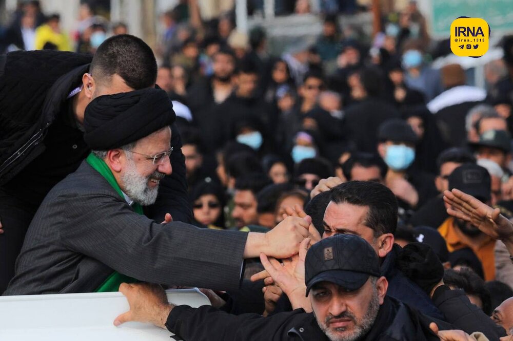 عکس | واکنش رئیس‌جمهور به استقبال گسترده و ابراز محبت مردم یزد