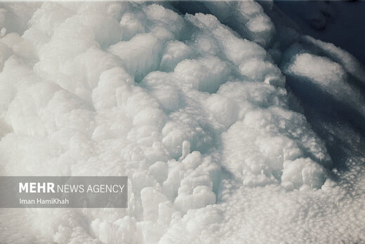 منجمد شدن آبشار گنجنامه همدان