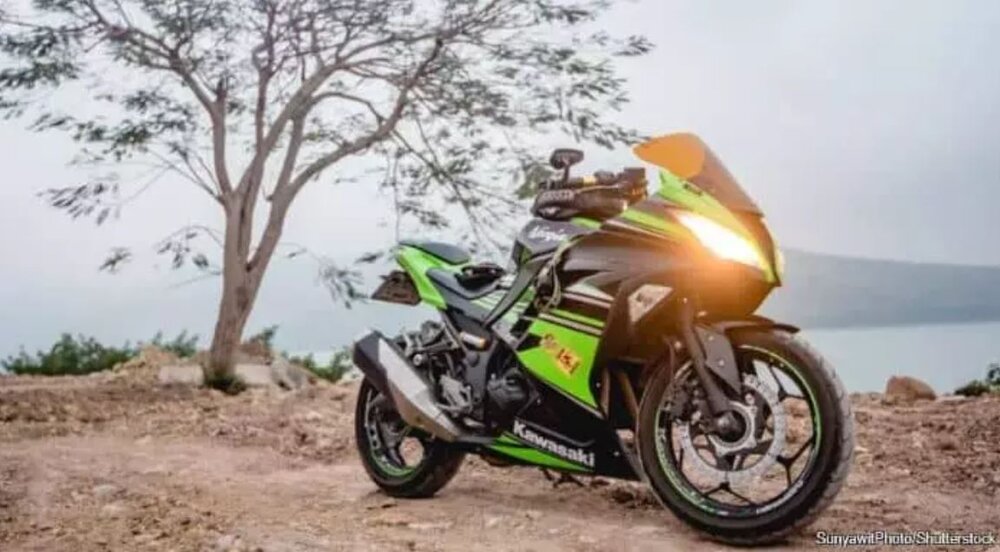 چرا کاوازاکی نینجا یکی از مشهورترین موتورسیکلتهای تاریخ است؟